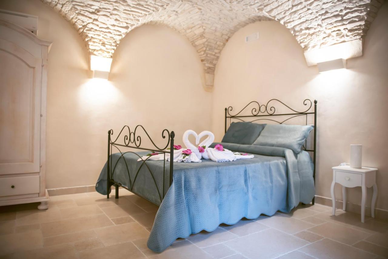La Pietra Maga Villa Martina Franca Buitenkant foto