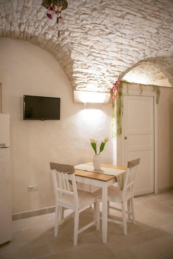 La Pietra Maga Villa Martina Franca Buitenkant foto