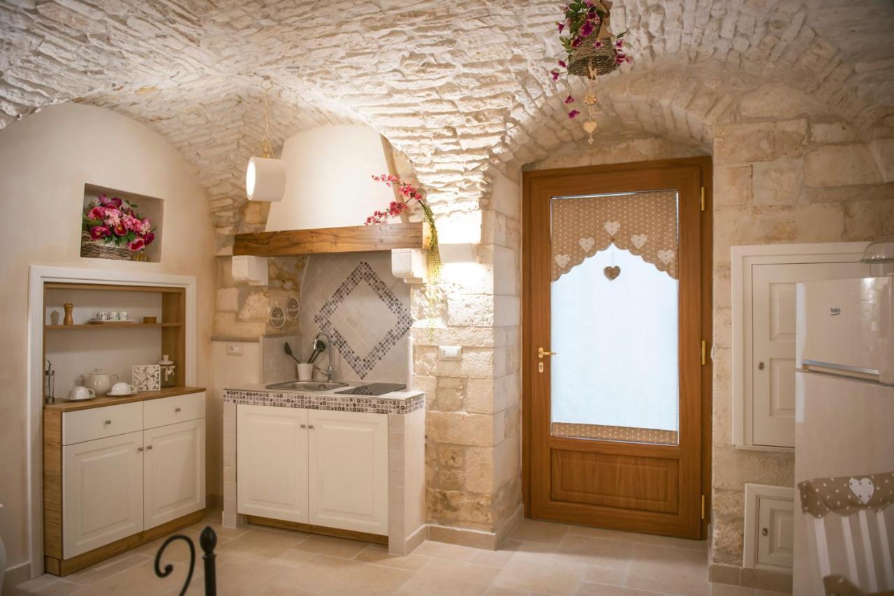 La Pietra Maga Villa Martina Franca Buitenkant foto