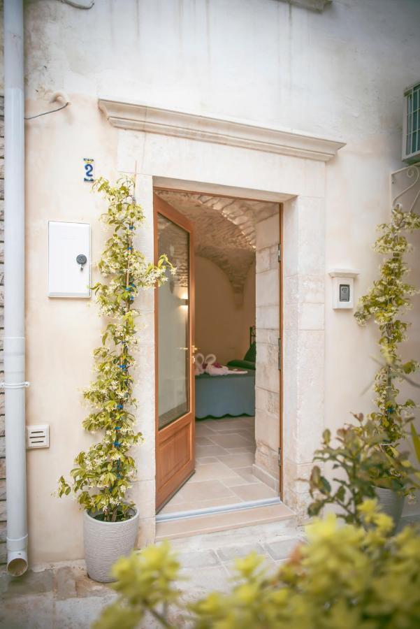 La Pietra Maga Villa Martina Franca Buitenkant foto