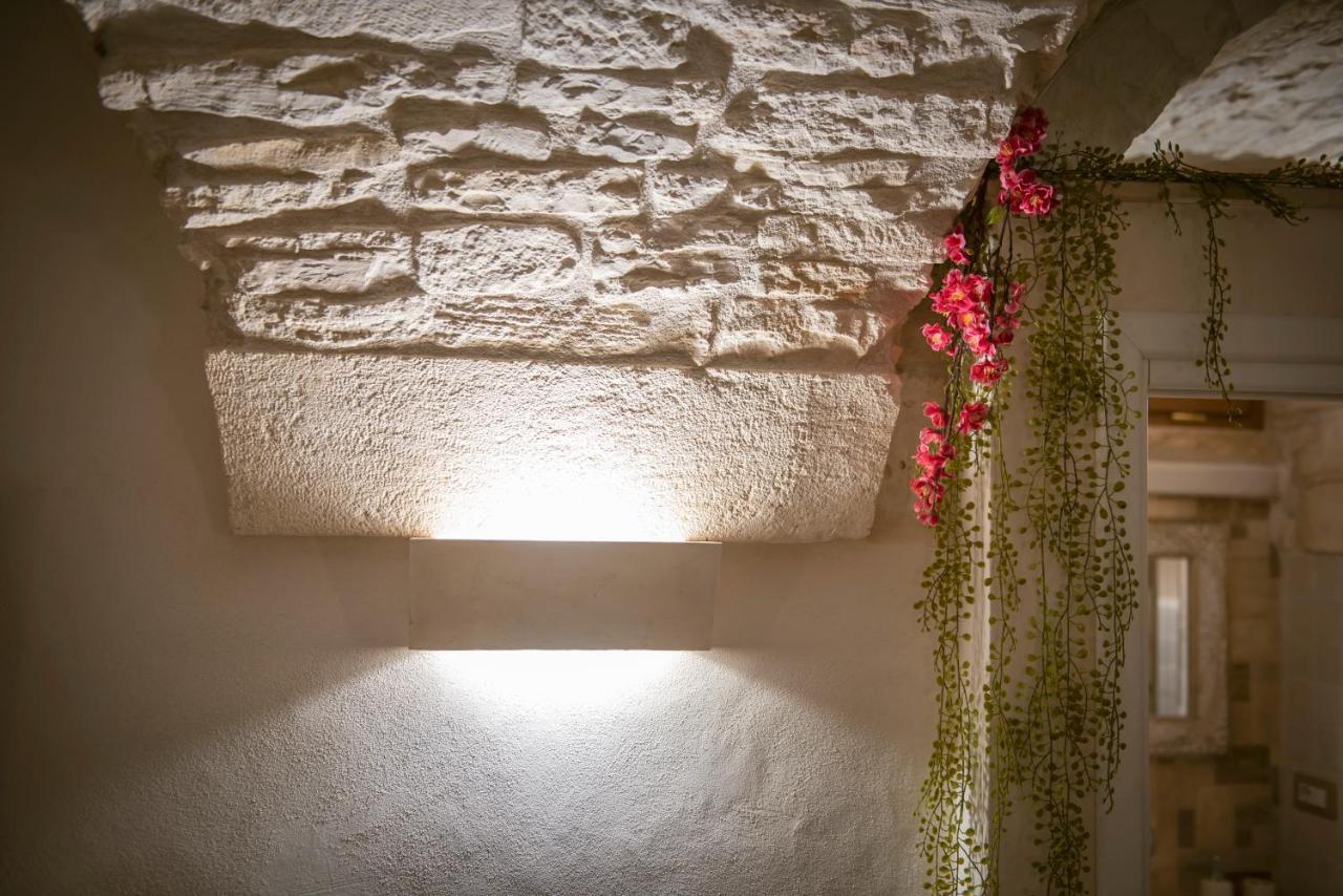 La Pietra Maga Villa Martina Franca Buitenkant foto