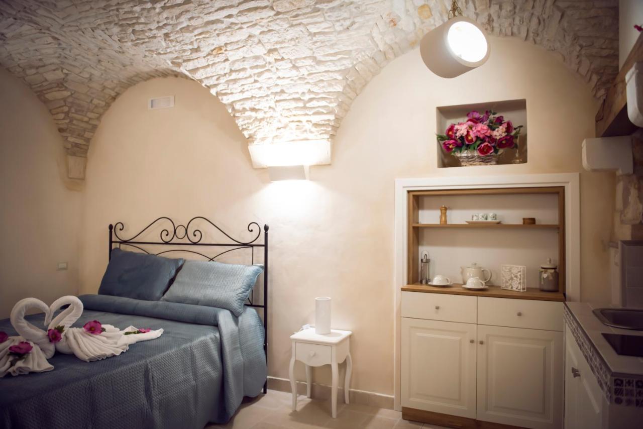 La Pietra Maga Villa Martina Franca Buitenkant foto