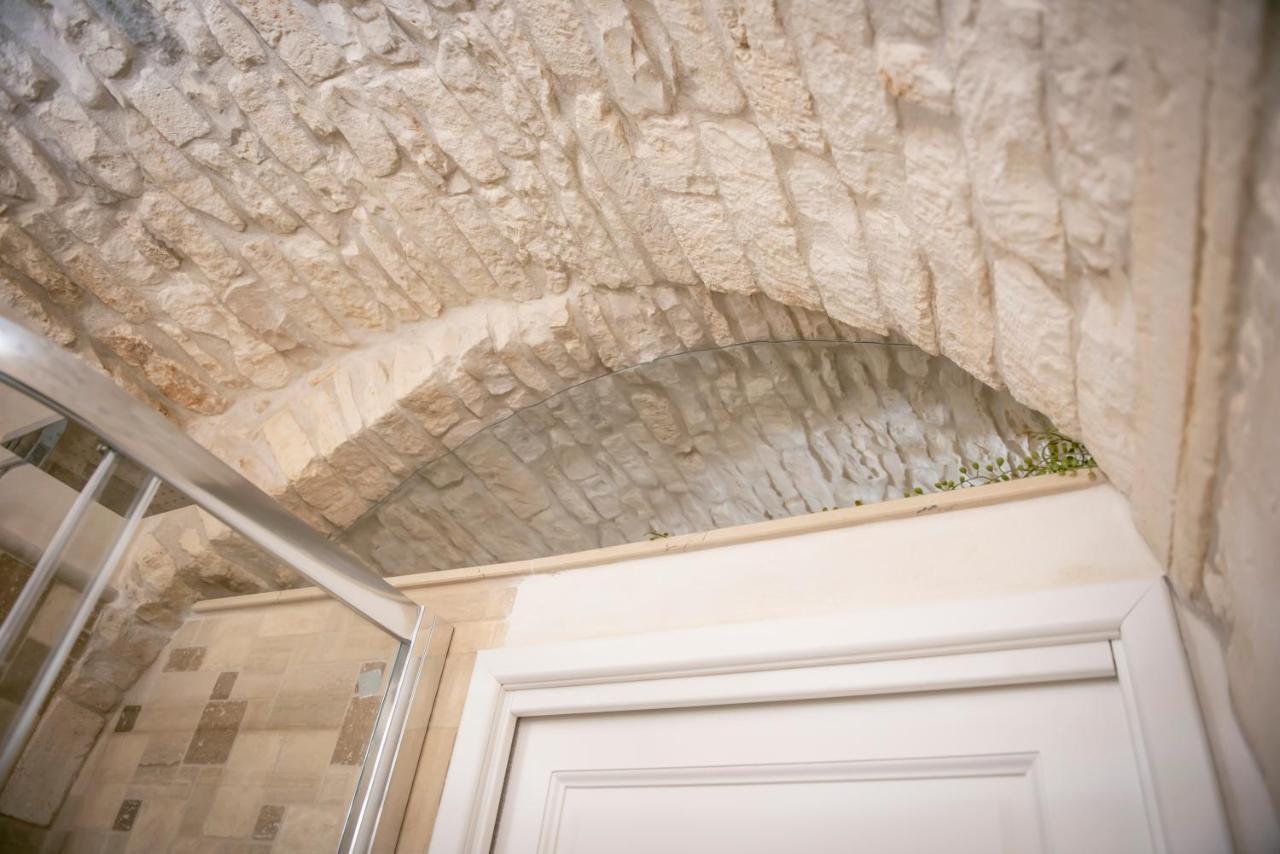 La Pietra Maga Villa Martina Franca Buitenkant foto